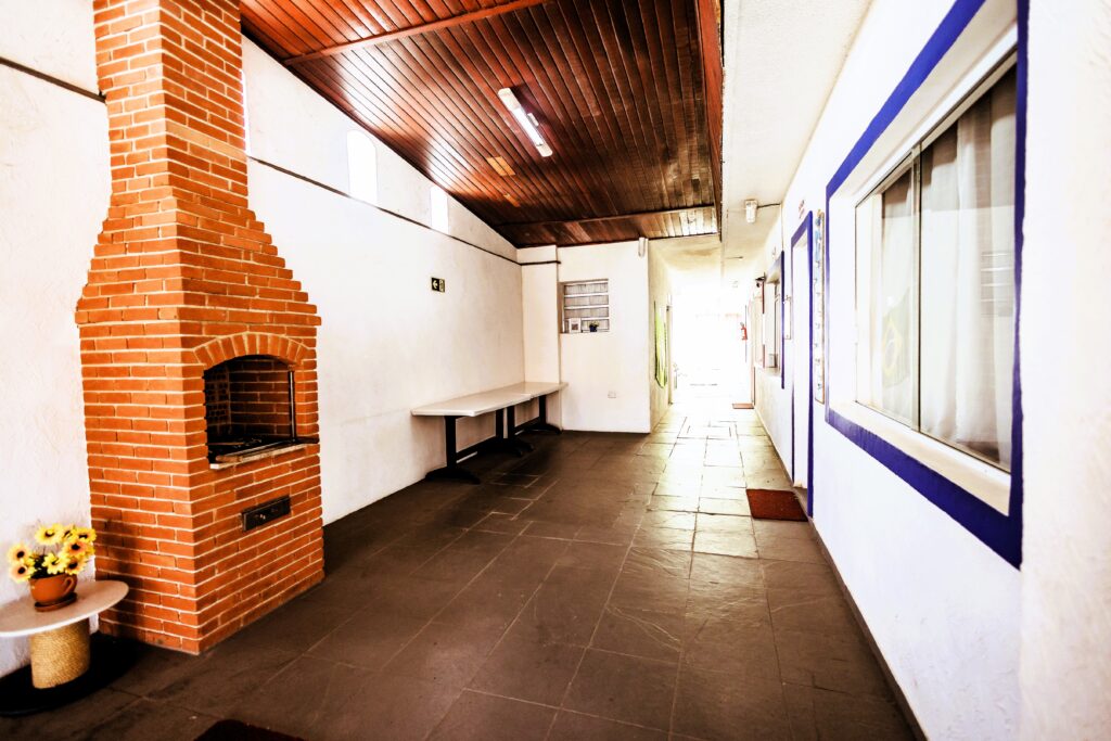 corredor entrada Pousada Peruibe 455